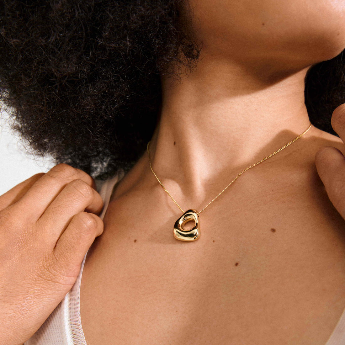 FREE COLLIER PENDENTIF AJOURÉ RECYCLÉ