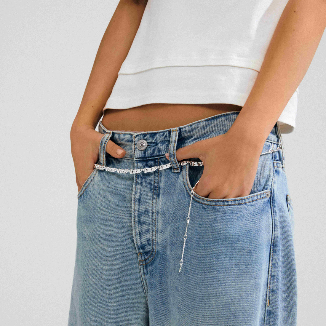 INSTANT recycled textured body chain