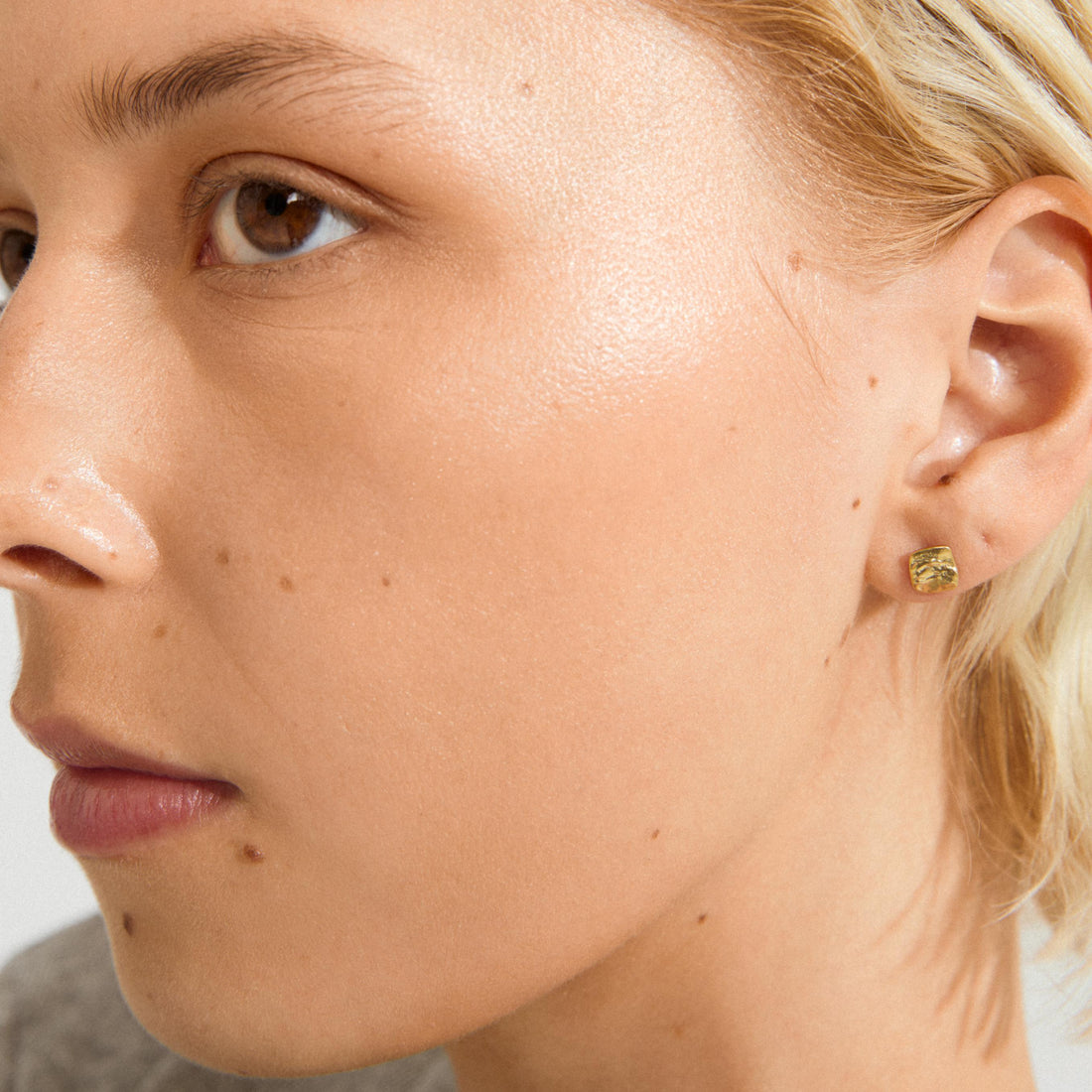 SENSE recycled square stud earrings
