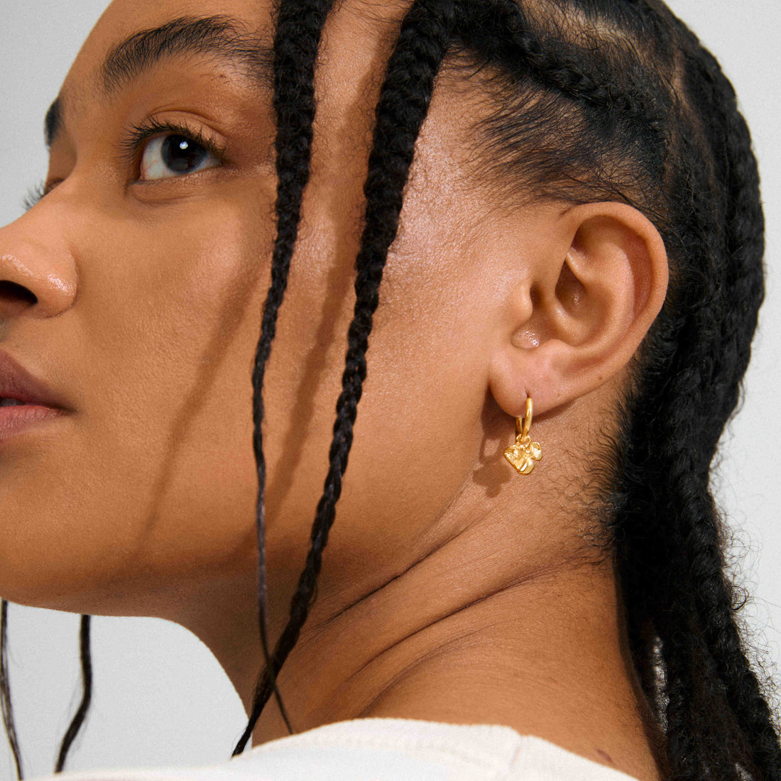 LUIS recycled flower hoop earrings