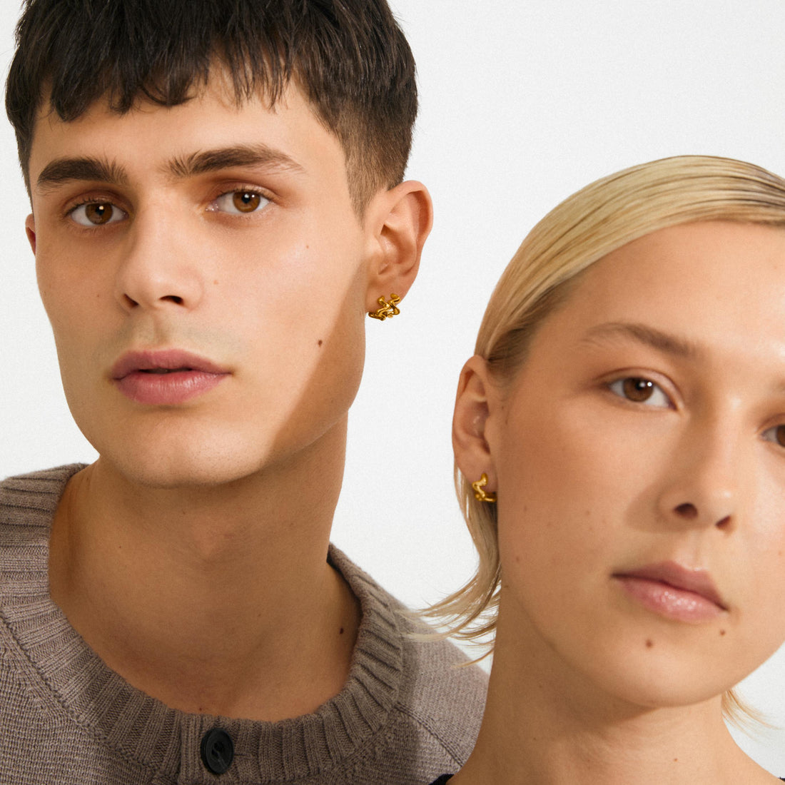AIKO recycled wavy hoop earrings