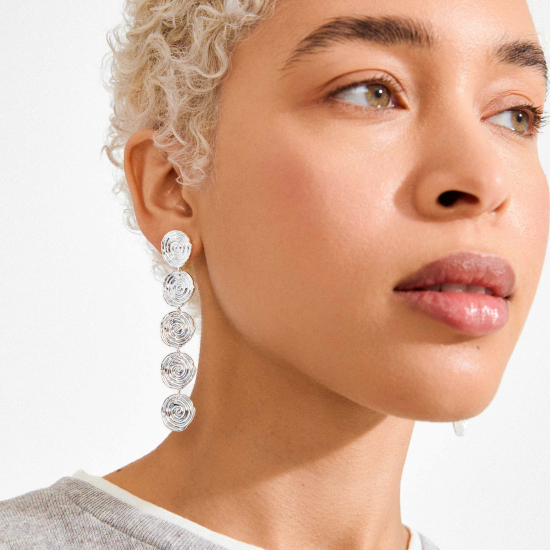 AIR boucles d'oreilles longues spirale recyclées