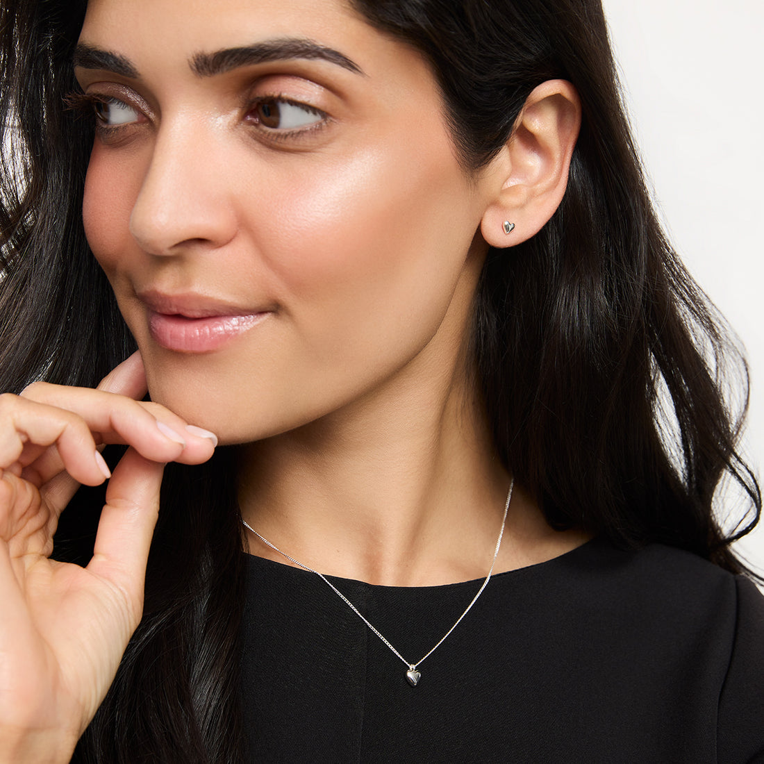 LIV heart stud earrings