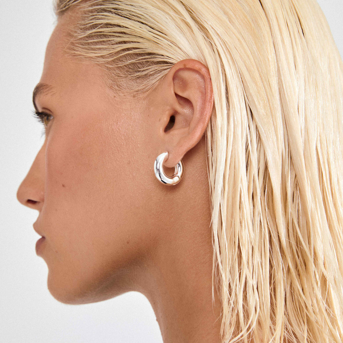 AICA Small Recycled Chunky Hoop Earrings 22MM