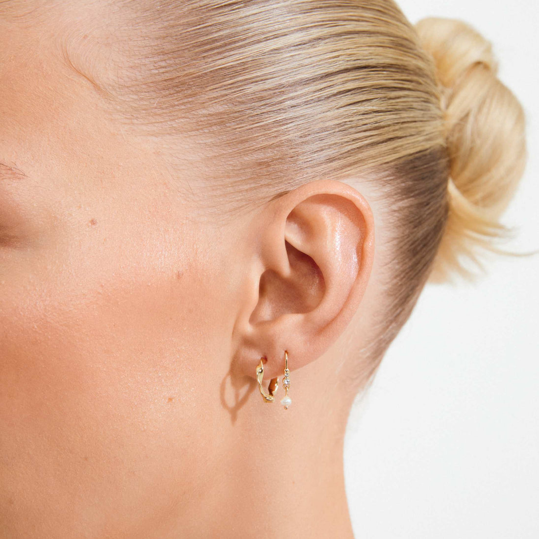 MORIN recycled pearls & crystals earrings 2-in-1