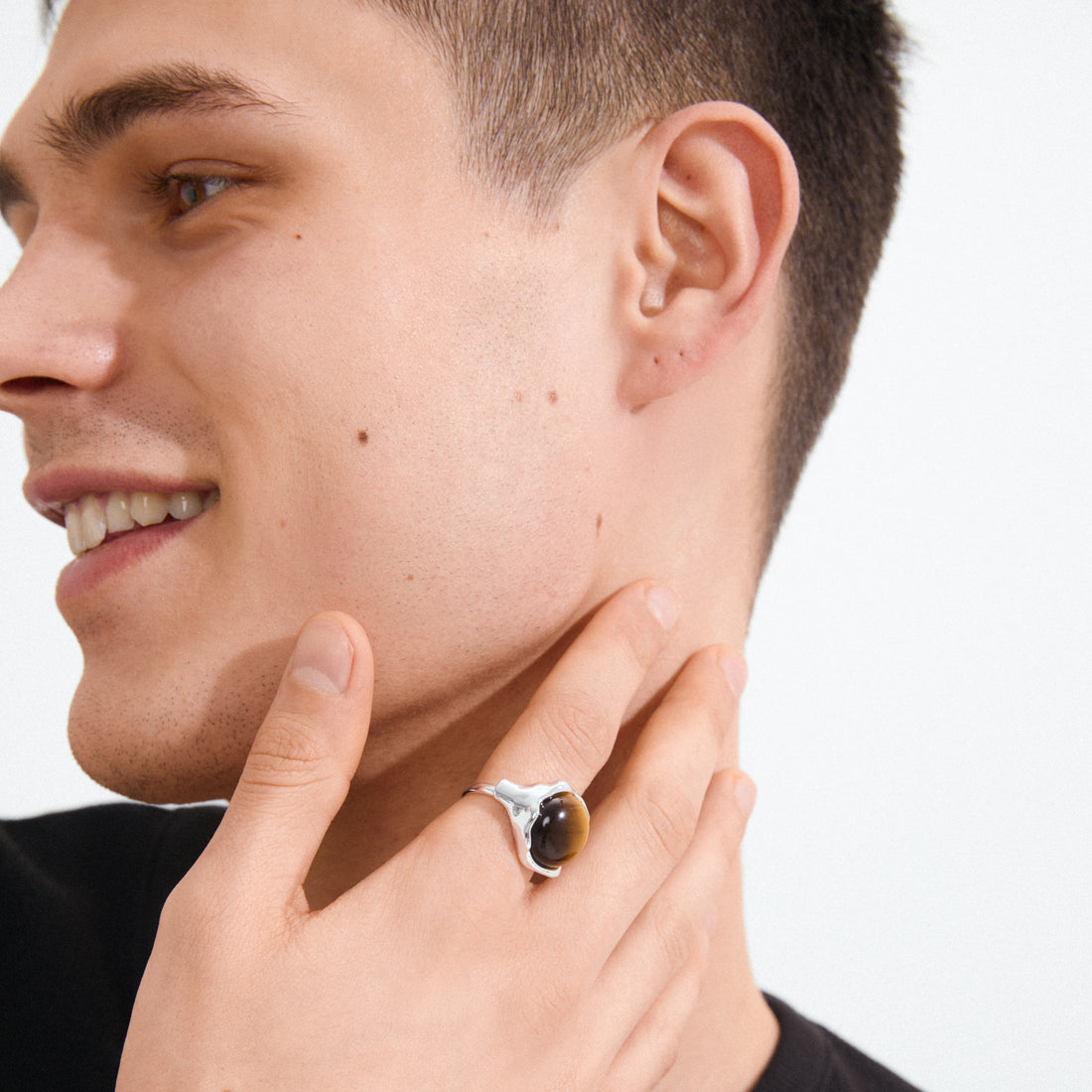 SORA chunky tiger eye stone ring