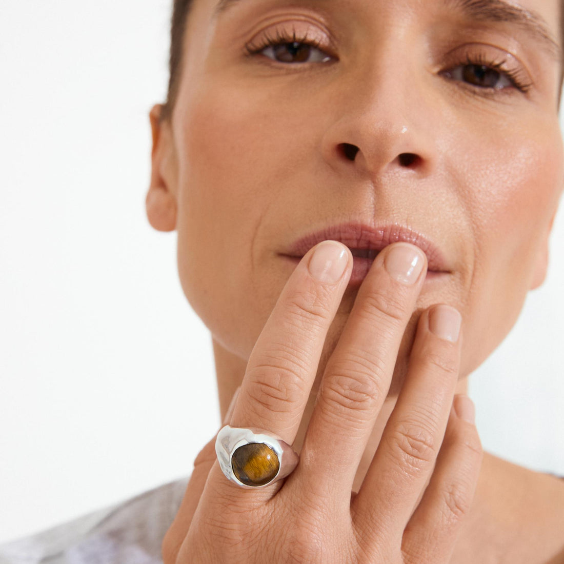 xDEA Pave Recycled Tiger Eye Chunky Ring