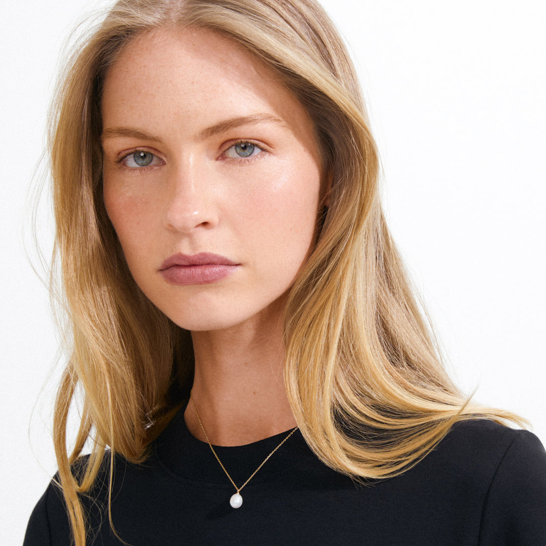 Eila Pearl Necklace