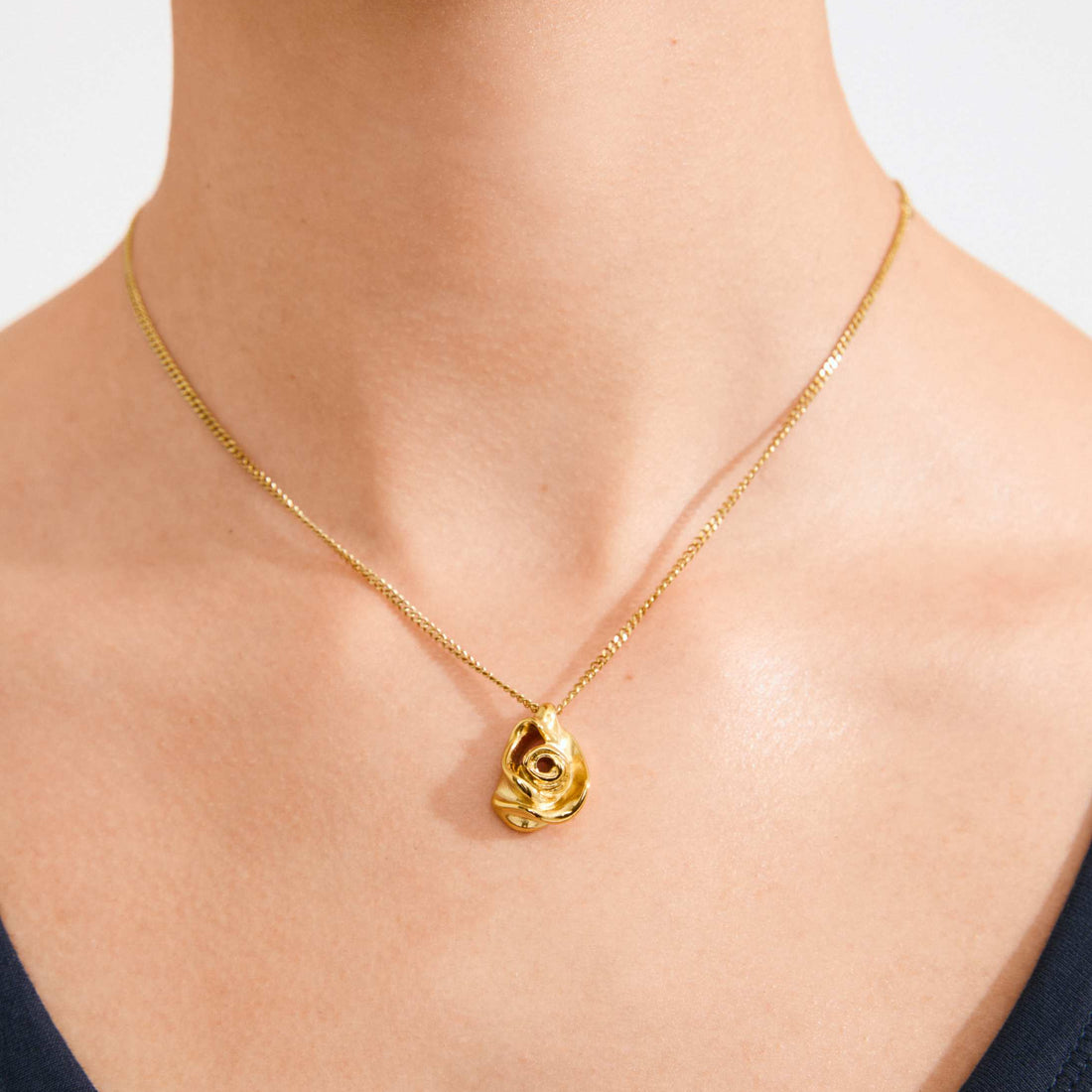 RIYAN COLLIER PENDENTIF ROSE RECYCLÉ
