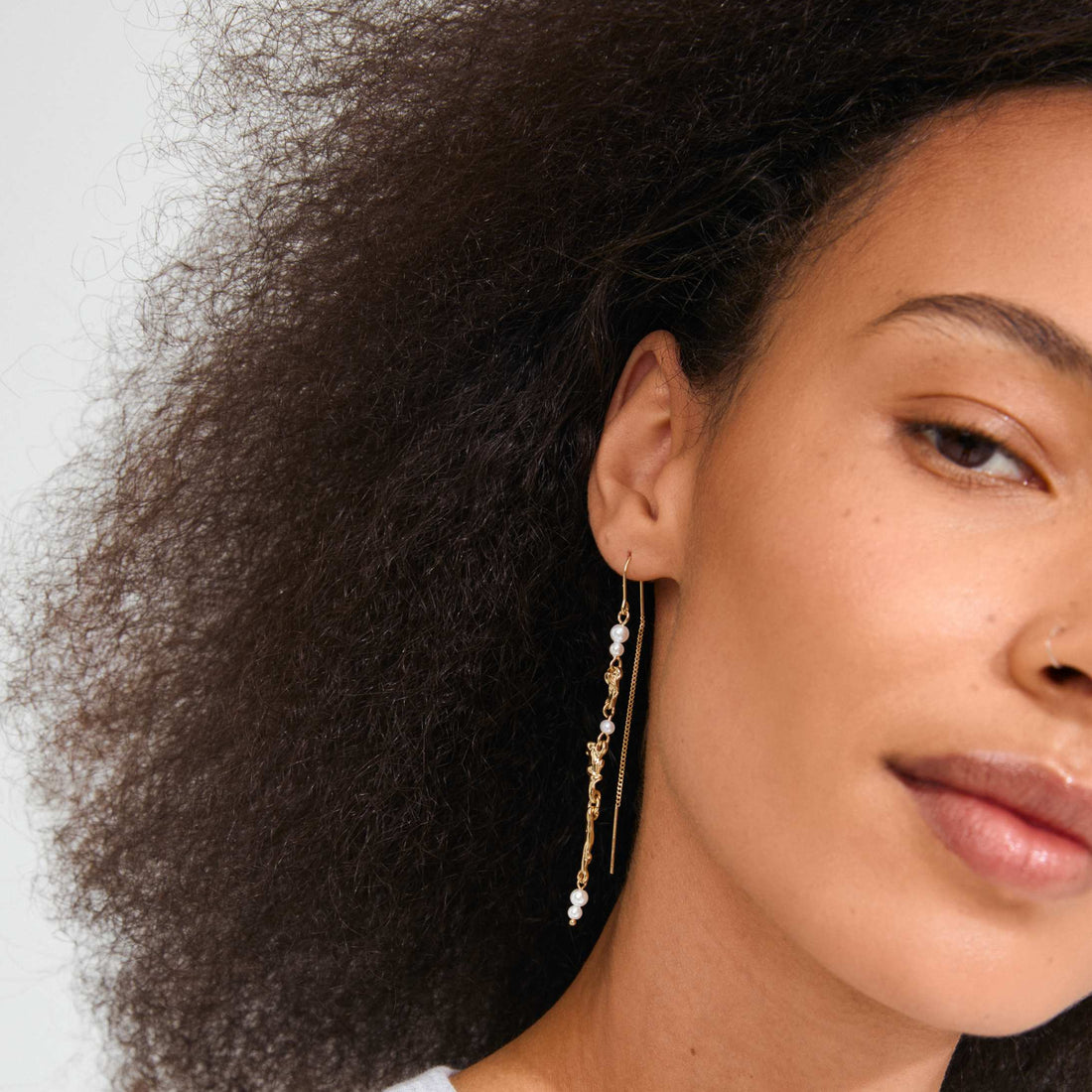 SLOAN recycled pearls chain earrings