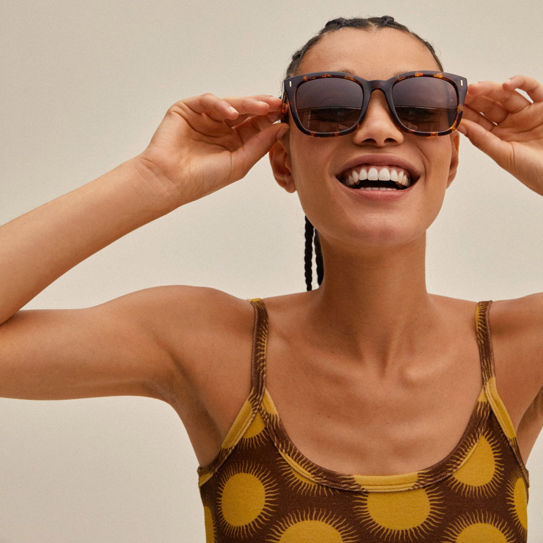 KATYA recycled sunglasses tortoise brown/gold - PILGRIM